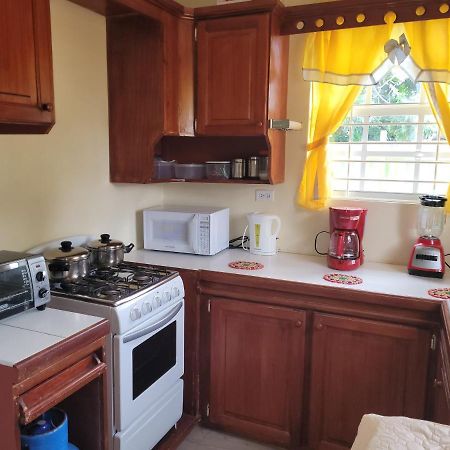 Kensington Oval- 2 Bed 1 Bath Villa Bridgetown Exteriör bild